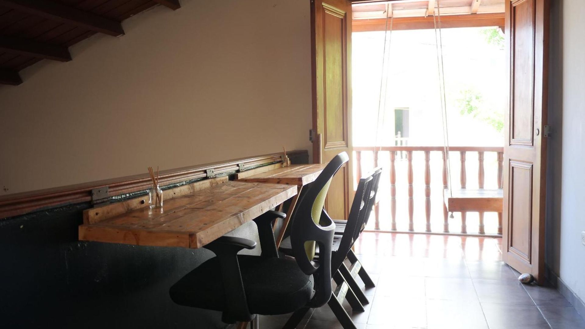 Hotel La Vie En Rose Ctg 4*